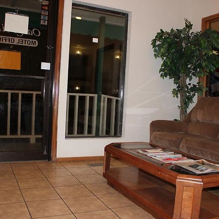 Oak Hill Inn And Suites Tahlequah Zewnętrze zdjęcie