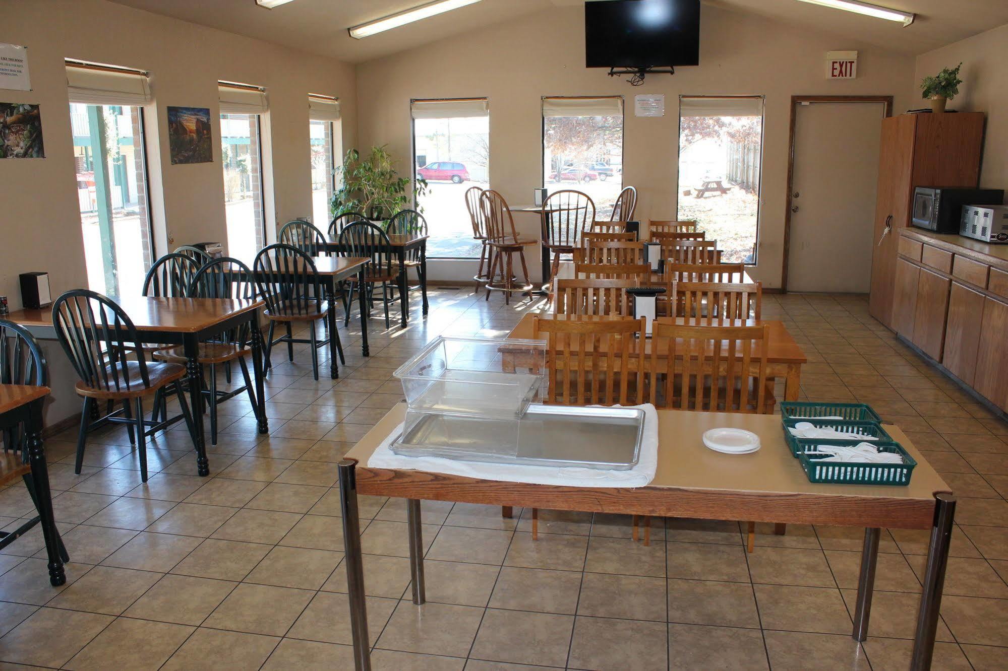 Oak Hill Inn And Suites Tahlequah Zewnętrze zdjęcie