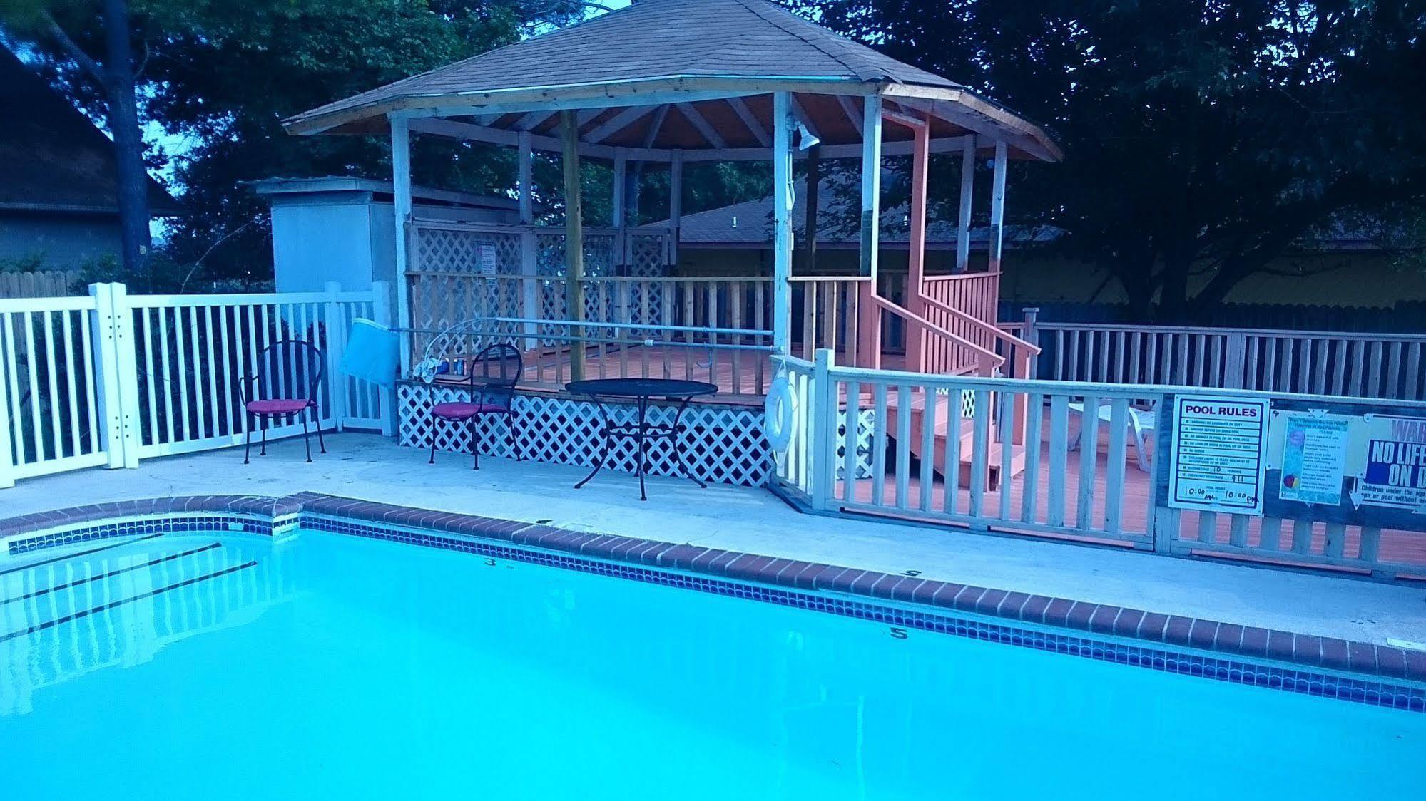 Oak Hill Inn And Suites Tahlequah Zewnętrze zdjęcie